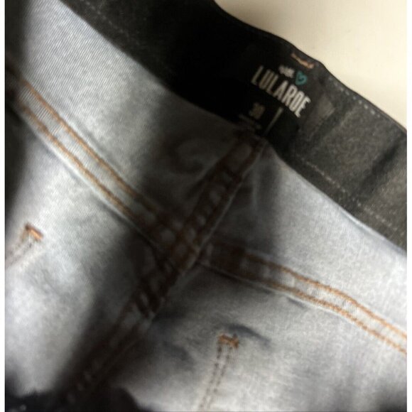 Lularoe Jeans Women's Size 30 Distressed - Picture 5 of 11